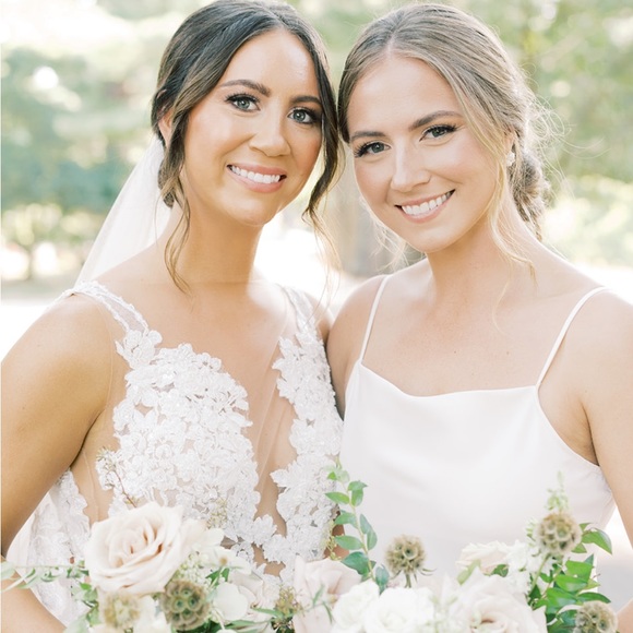 Berta Privee Gown - Picture 3 of 4